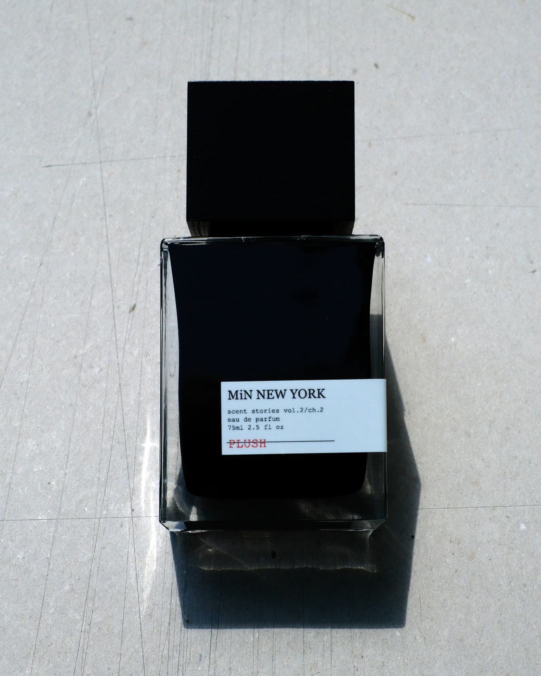 MiN New York Plush Eau de Parfum - Natural Light Photo
