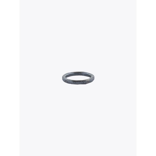 Barbara Zuna-Kratky Hammered Ring Silver Blackened 1