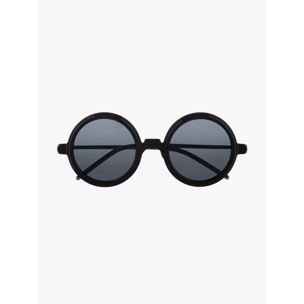 Pawaka Duaenam 26 Round-Frame Sunglasses Black Front View
