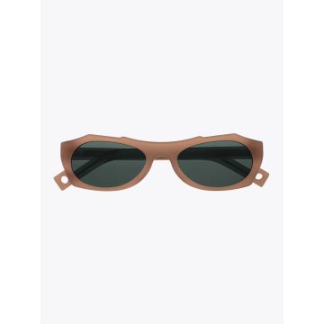 PAWAKA EYEWEAR — Enambelas 16 Cat-Eye Almond Sunglasses | Image 1