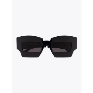 Kuboraum Mask X6 Cat-Eye Sunglasses Black Shine frame with temple folded front view