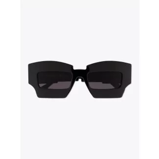 Kuboraum Mask X6 Cat-Eye Sunglasses Black Shine frame with temple folded front view
